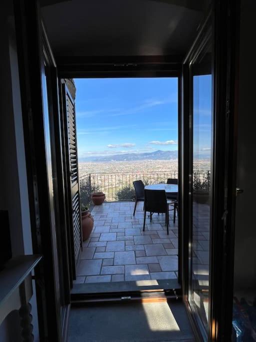 Casale Di Lusso Panoramico Lettere Exterior foto