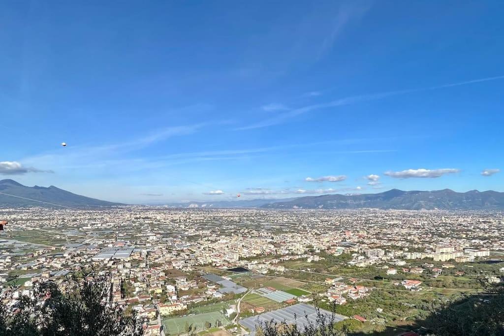 Casale Di Lusso Panoramico Lettere Exterior foto